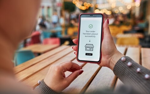Embedded finance umożliwia klientom łatwe korzystanie z produktów finansowych
